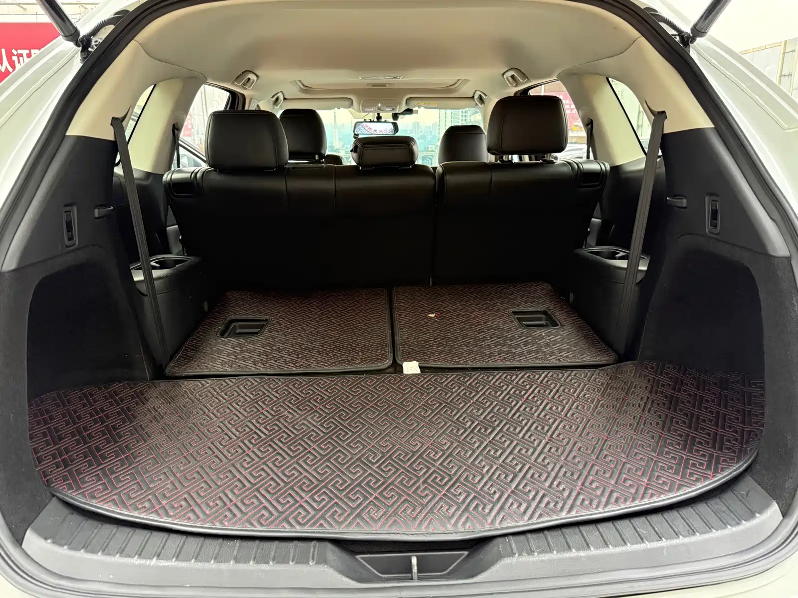 Photo 21 - Mazda CX-8
