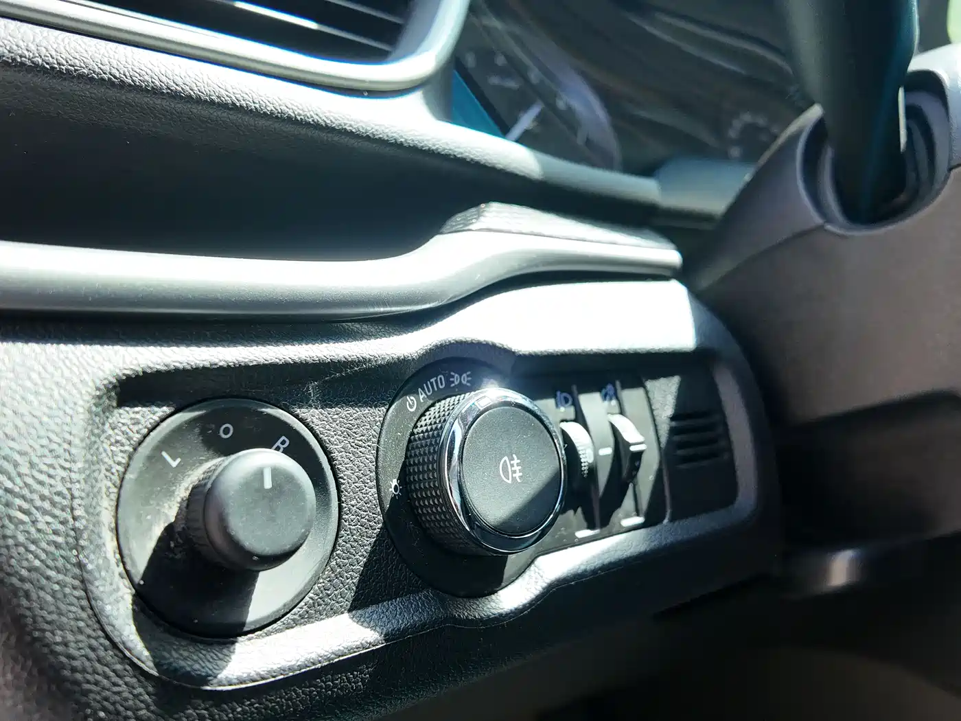 Buick Excelle 2021 Exemplar 1.5L Auto Elite фото 9