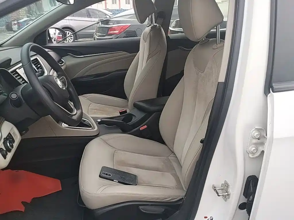Фото 15 - Buick Excelle