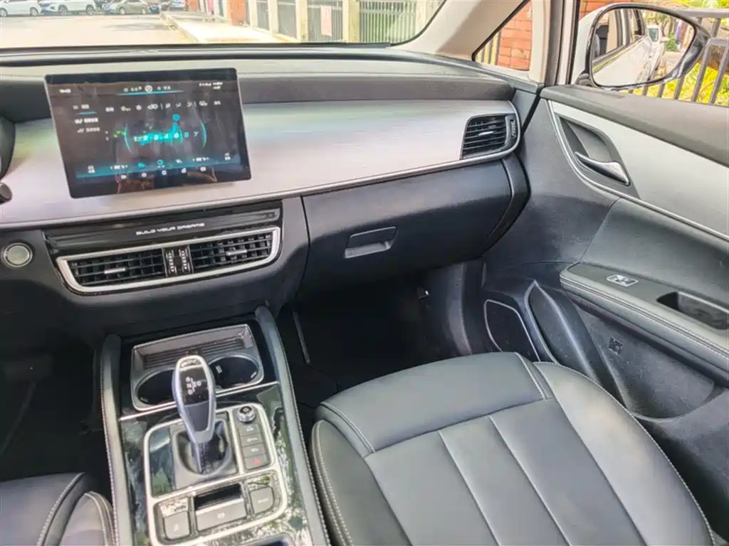 BYD Song MAX 2021 Upgrade 1.5T Automatic Luxury Edition 7-Seater фото 2