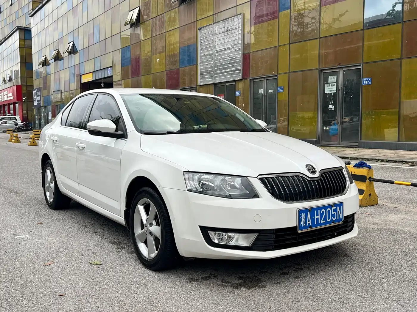 Škoda Octavia 2015 1.6L Automatic逸杰版 фото 3