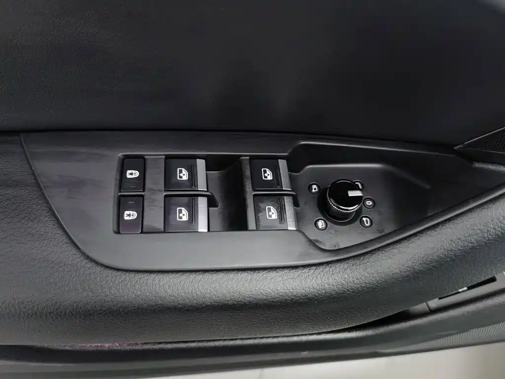 Audi A6L, миниатюра 9