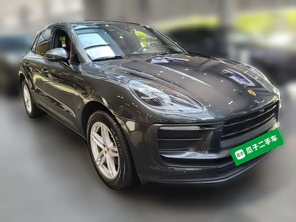 Photo 7 - Porsche Macan
