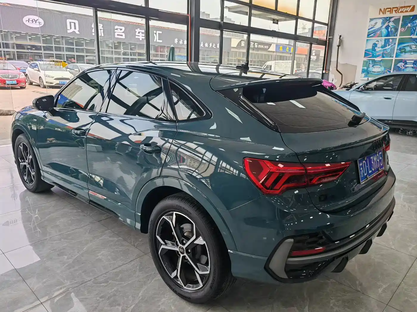 Audi Q3 Sportback 2023 Facelift 40 TFSI Fashion фото 4