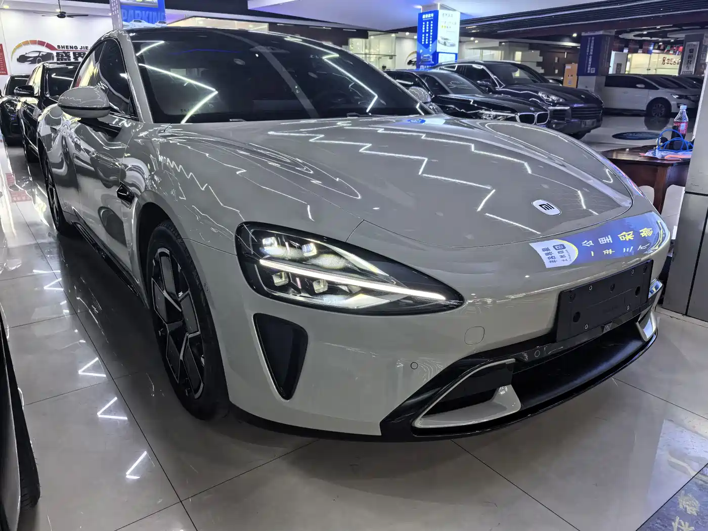 XIAOMI CAR XIAOMI SU7