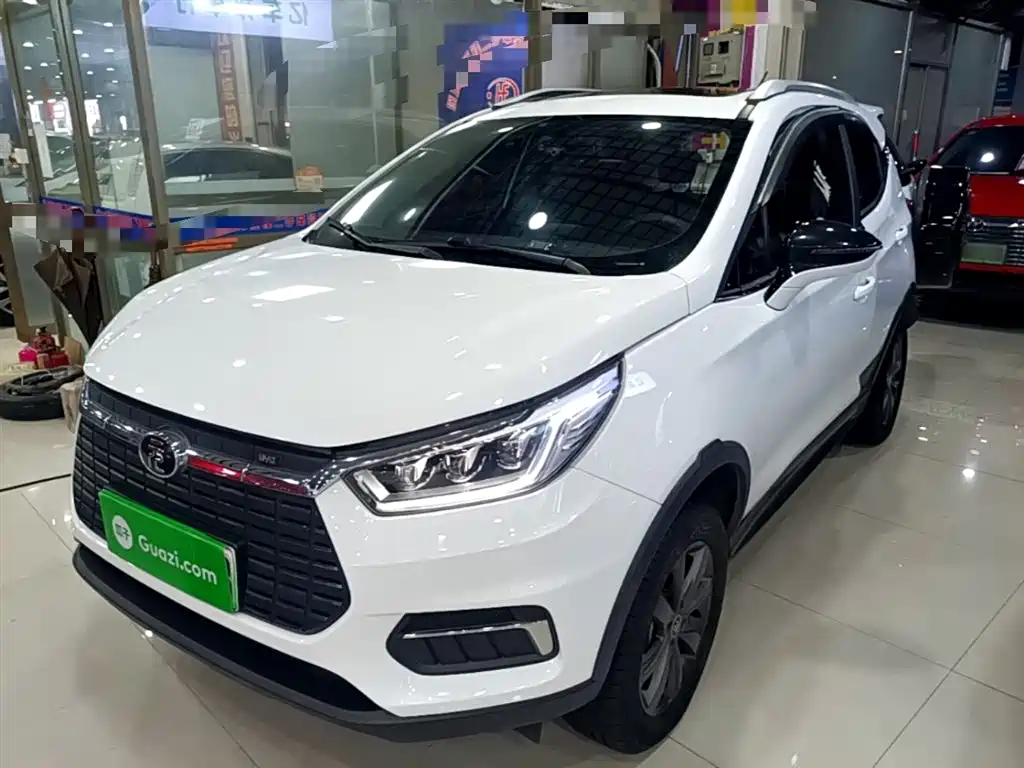 BYD Yuan New Energy 2019 EV360 Smart Connect Edition фото 2