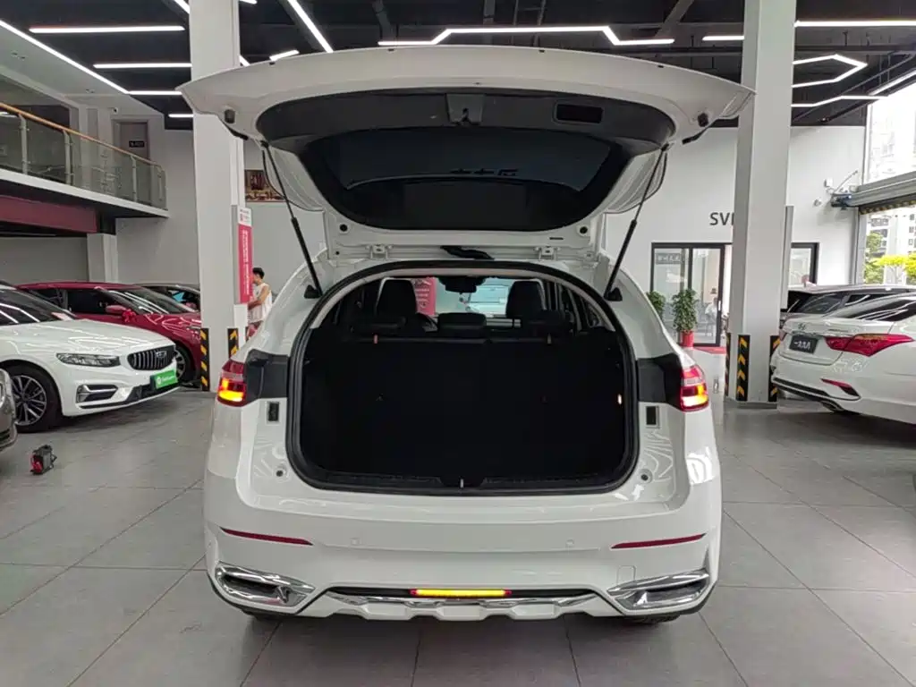 Фото 19 - Haval F7
