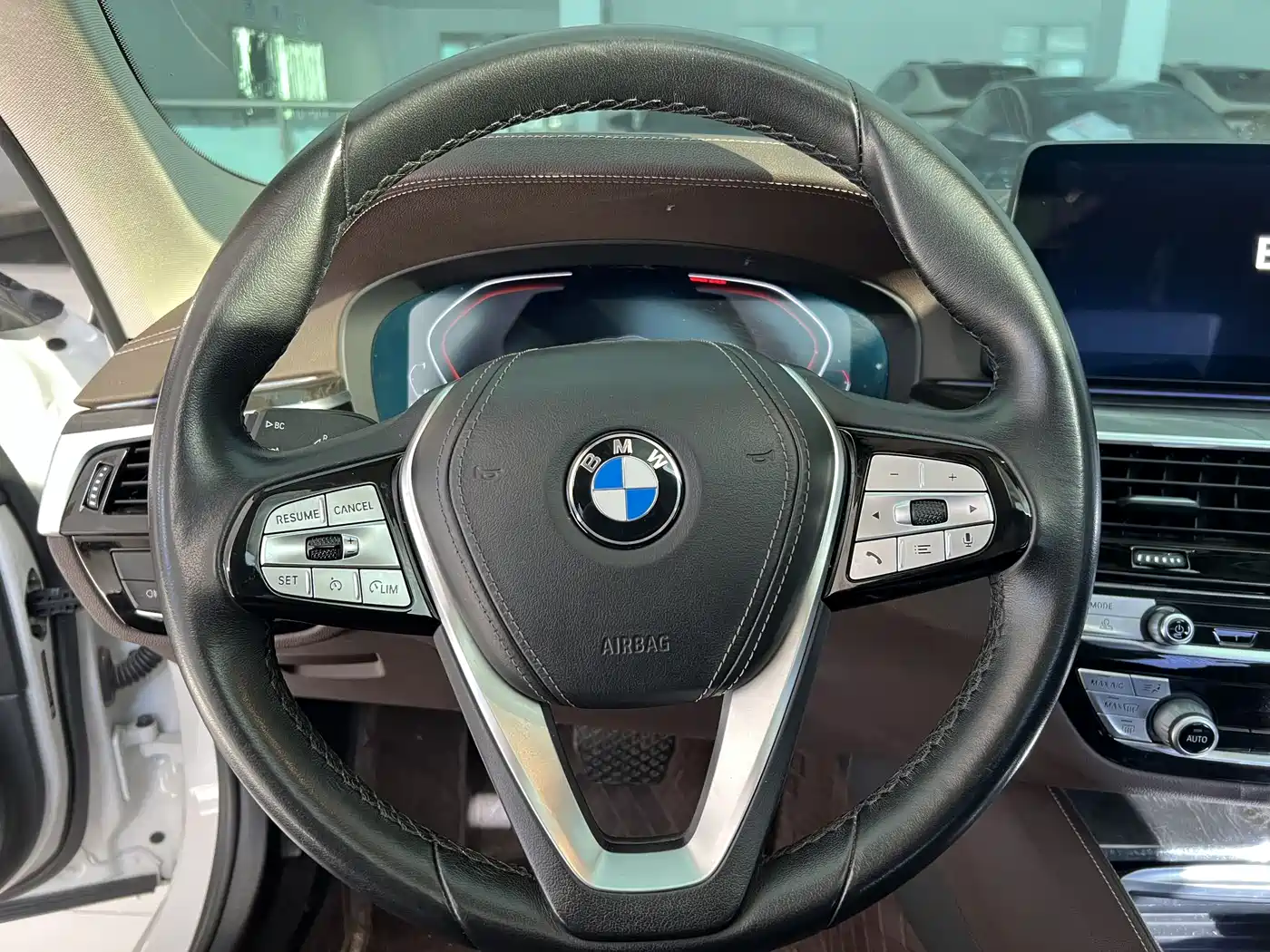 BMW 5 Series 2022 525Li Luxury Package фото 8