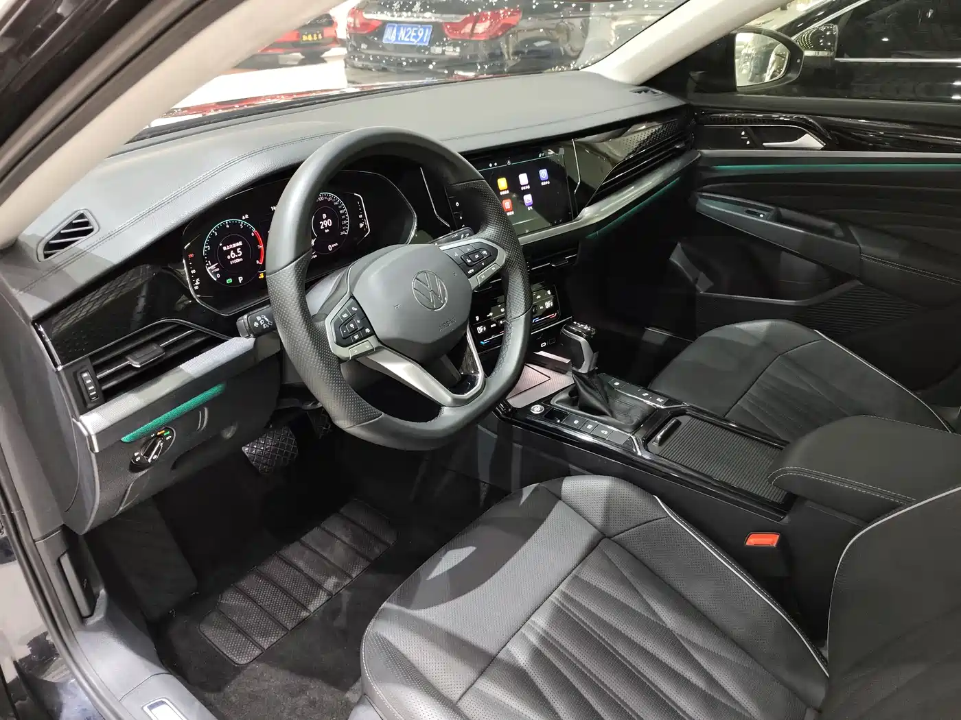Volkswagen Passat 2021 Model 330TSI Premium Edition фото 4