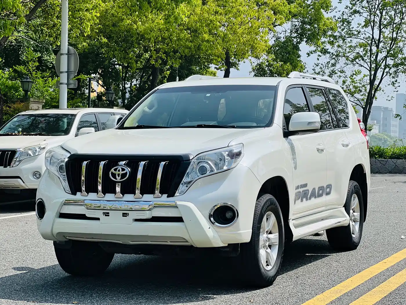 Toyota Prado (Import)