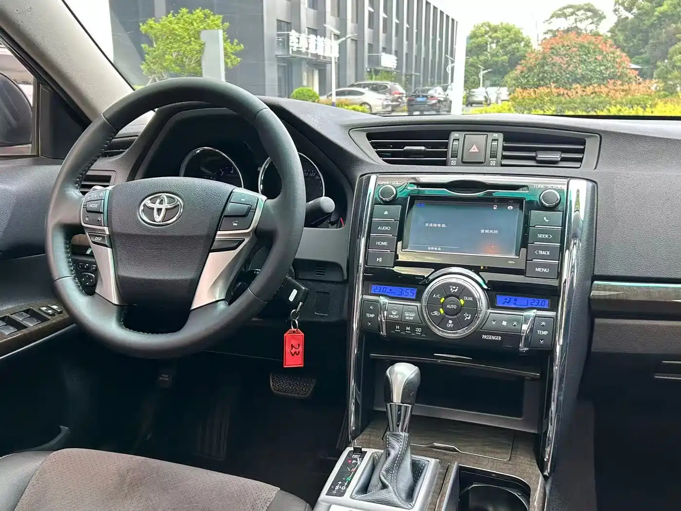Toyota Reiz 2017 2013 2.5V Premium Edition