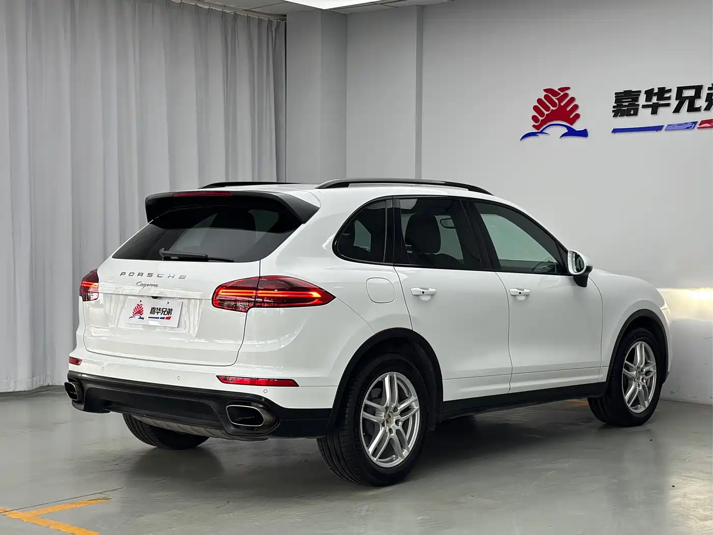 Porsche Cayenne 2015 Cayenne 3.0T фото 9