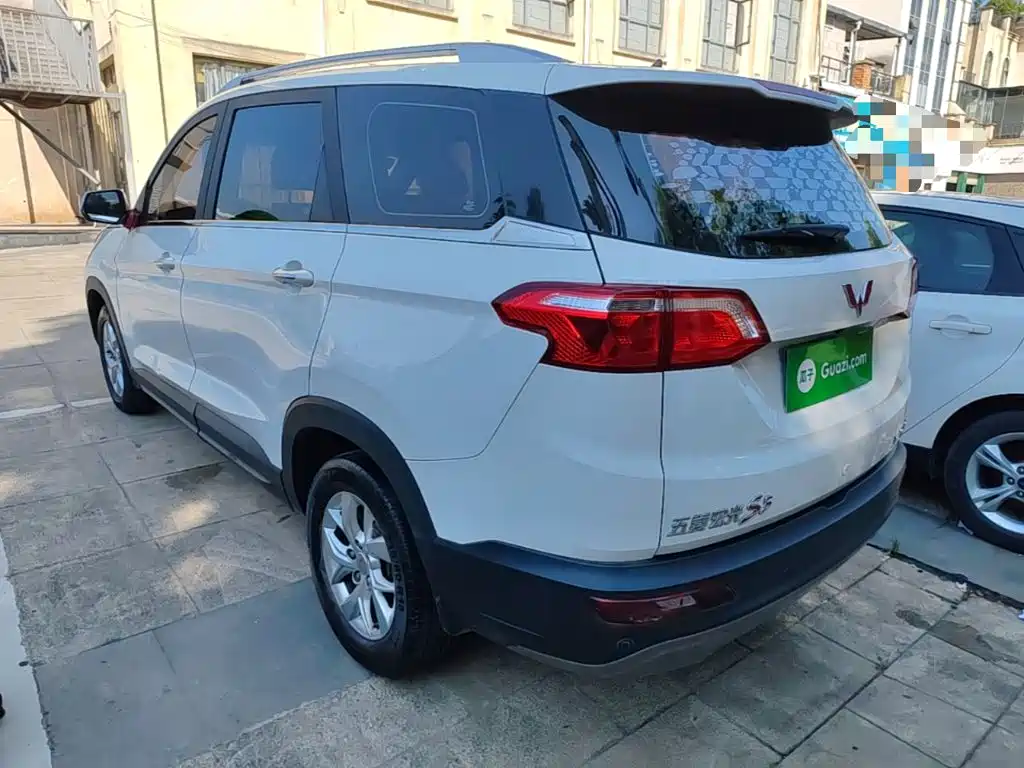 Wuling Motors Wuling Hongguang S3 2019 2018 1.5L Manual Luxury China V