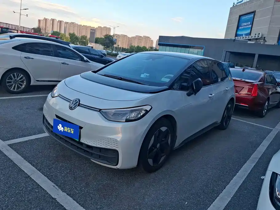 Volkswagen ID.3 2025 2025 Facelift Smart Outstanding Edition