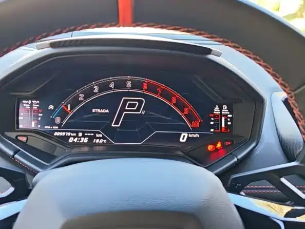 Lamborghini Huracán 2023 Huracán Tecnica фото 2