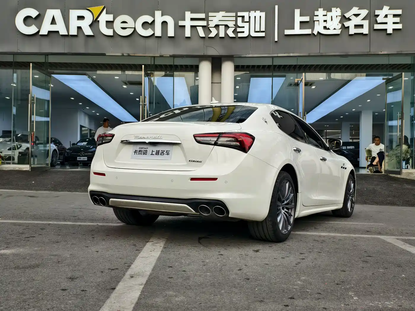 MASERATI GHIBLI
