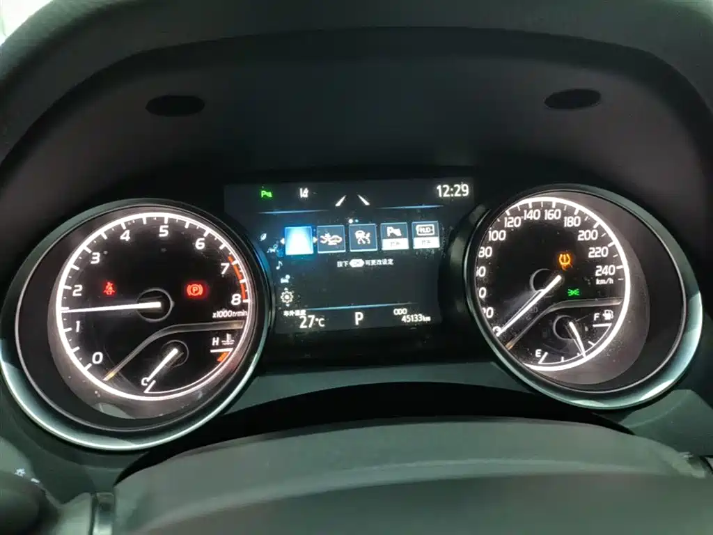 Toyota Camry 2021 2.0G Luxury Edition фото 12