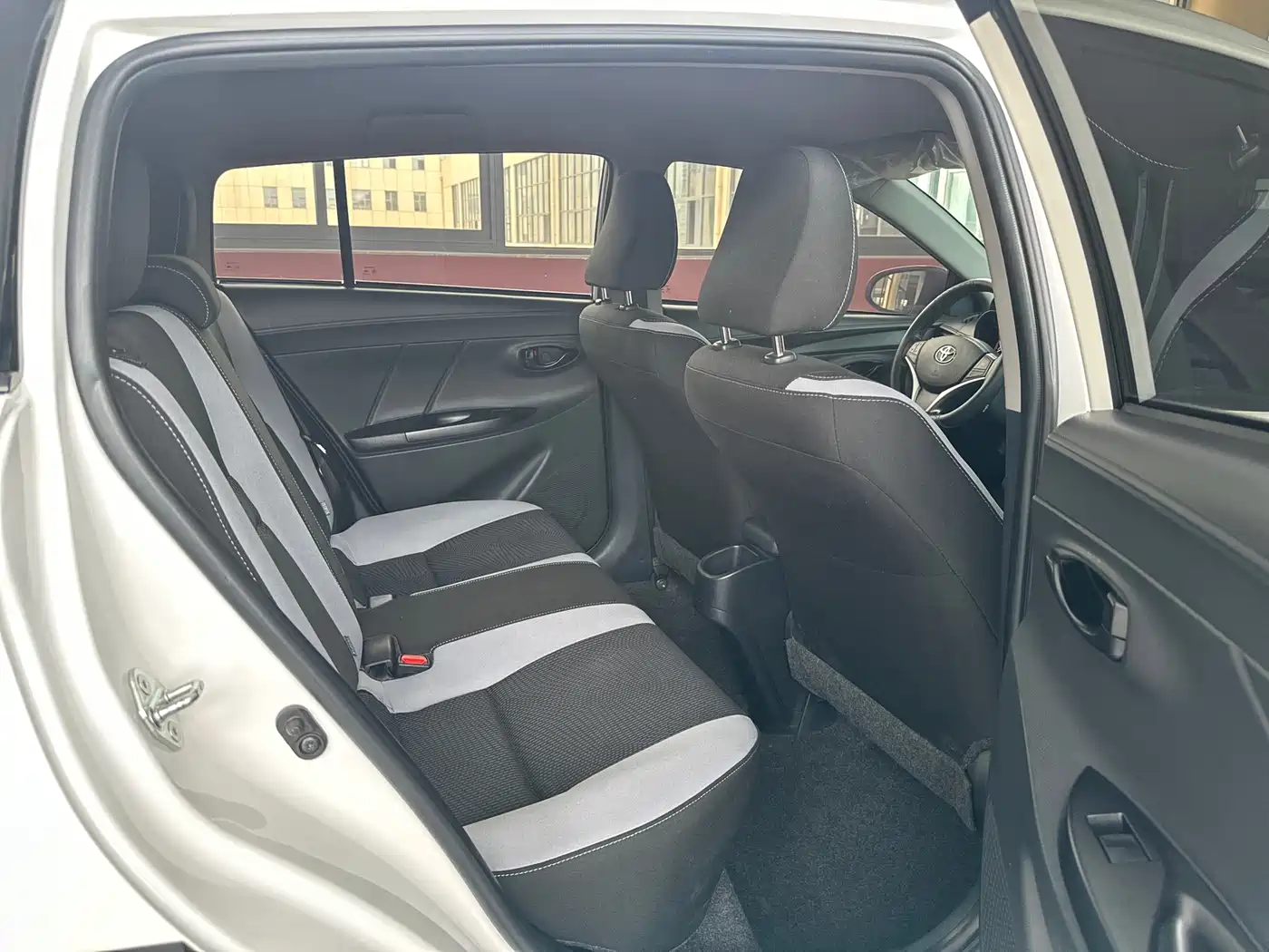 Toyota YARiS L Zhi Xuan 2022 Zhi Xuan X 1.5L CVT Leading PLUS Edition фото 15