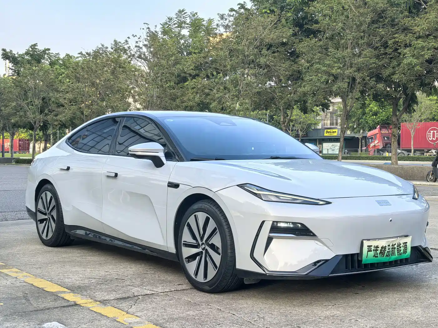 Geely Galaxy Galaxy E8 2024 2024 665km RWD Starship Voyager Edition