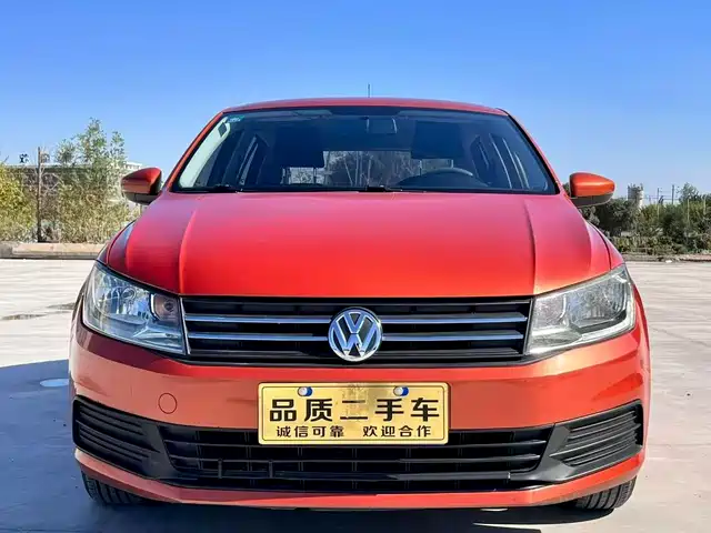 VOLKSWAGEN SANTANA