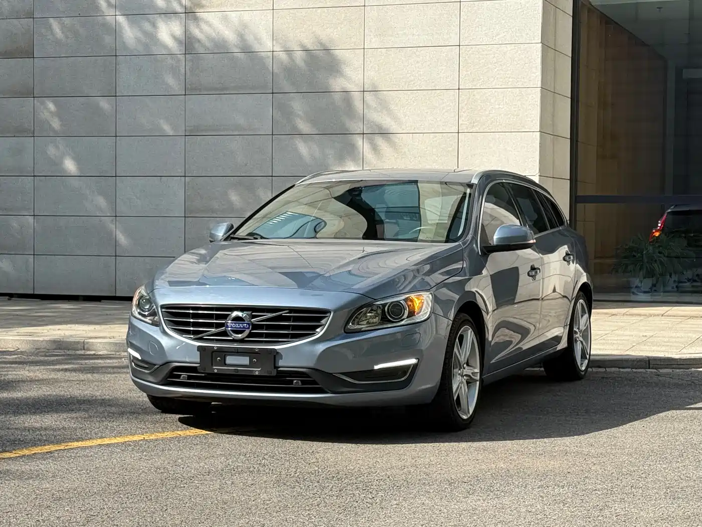 Volvo V60 2017 2017 T5 Zhi Ya Edition China V