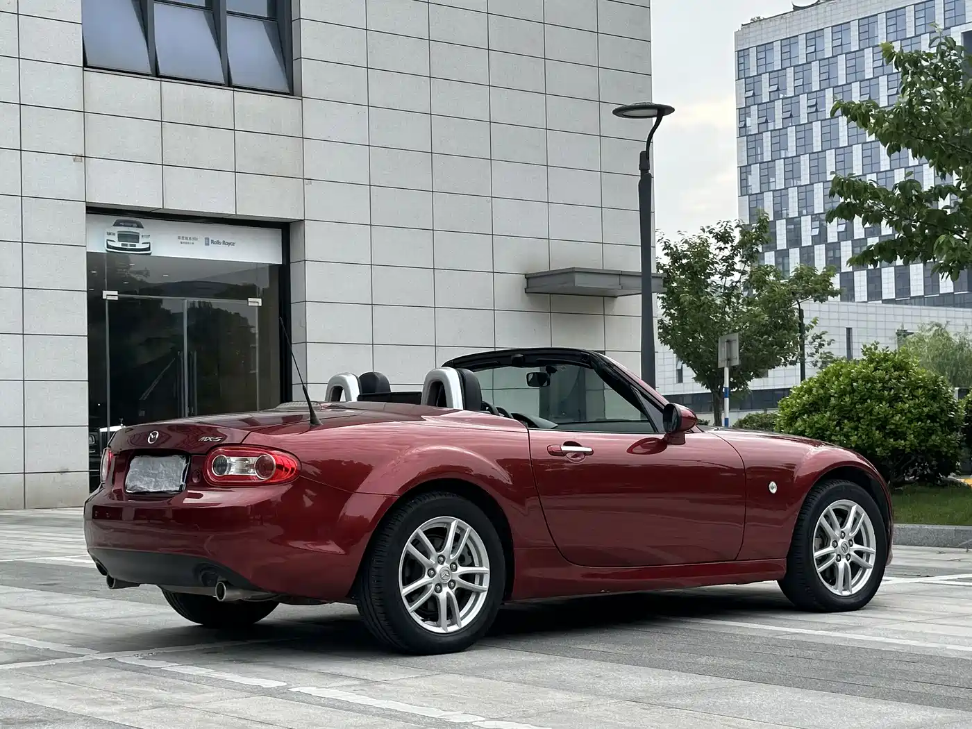 Mazda MX-5 2011 2009 2.0