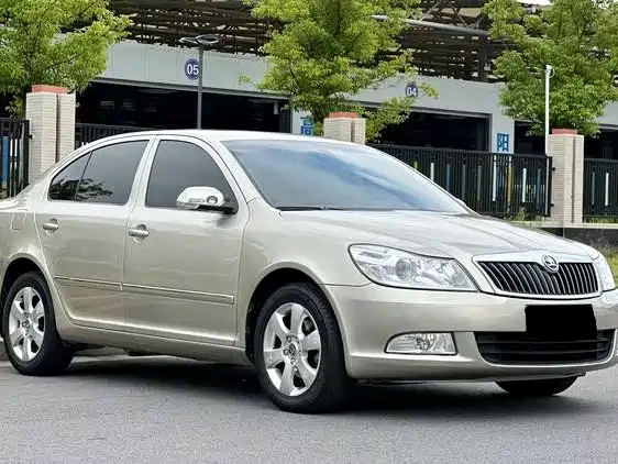 Škoda Octavia 2013 2.0L Automatic Elite Edition фото 3