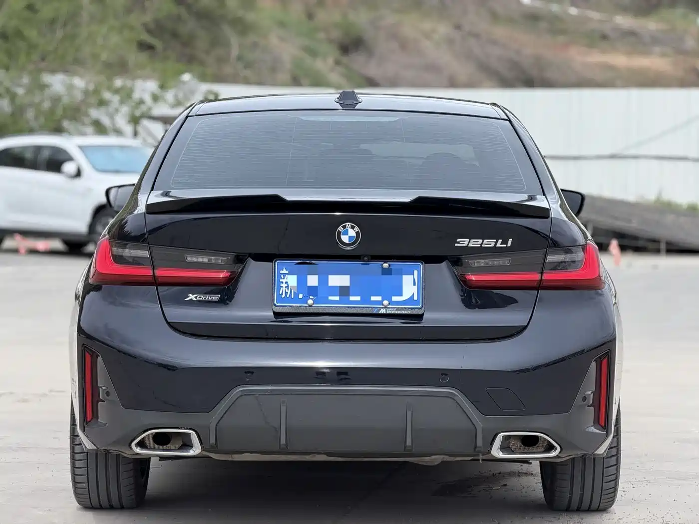 BMW 3 Series 2023 325Li M Sport Package фото 5