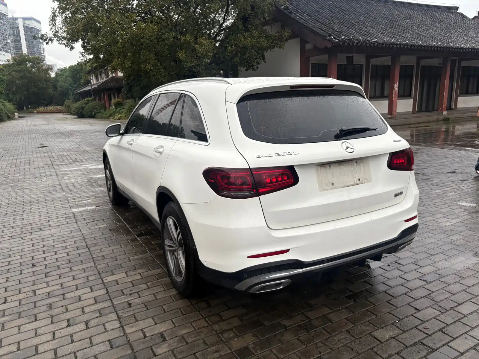 Фото 8 - Mercedes-Benz GLC