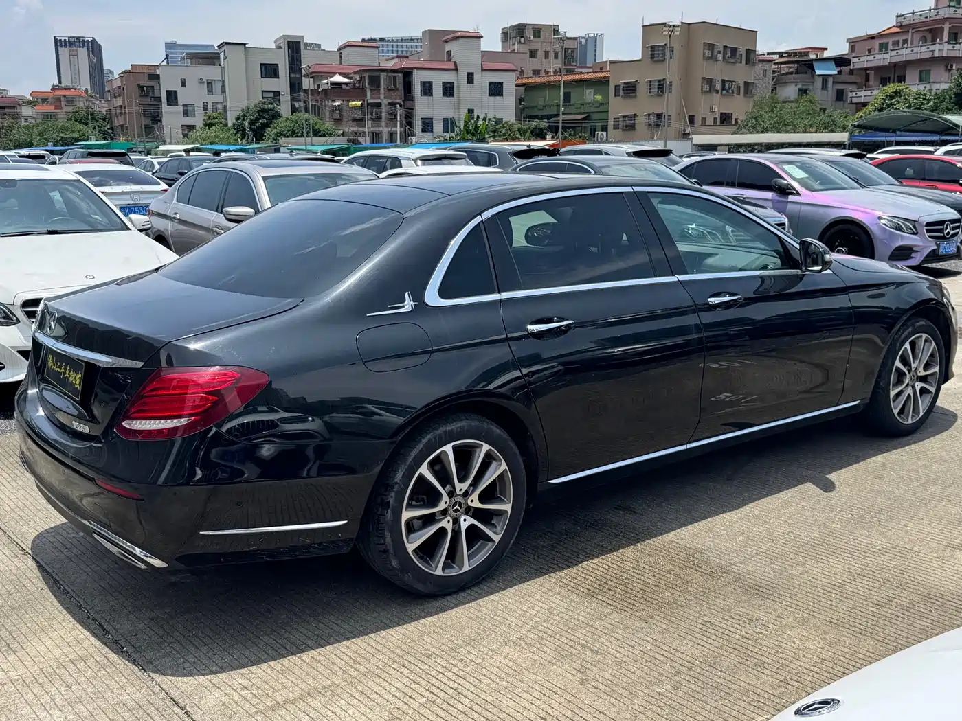 Mercedes-Benz E-Class 2016 E 300 L Fashion Type фото 4