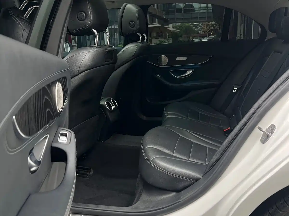 Mercedes-Benz C-Class 2018 C 200 L Sport Edition фото 18