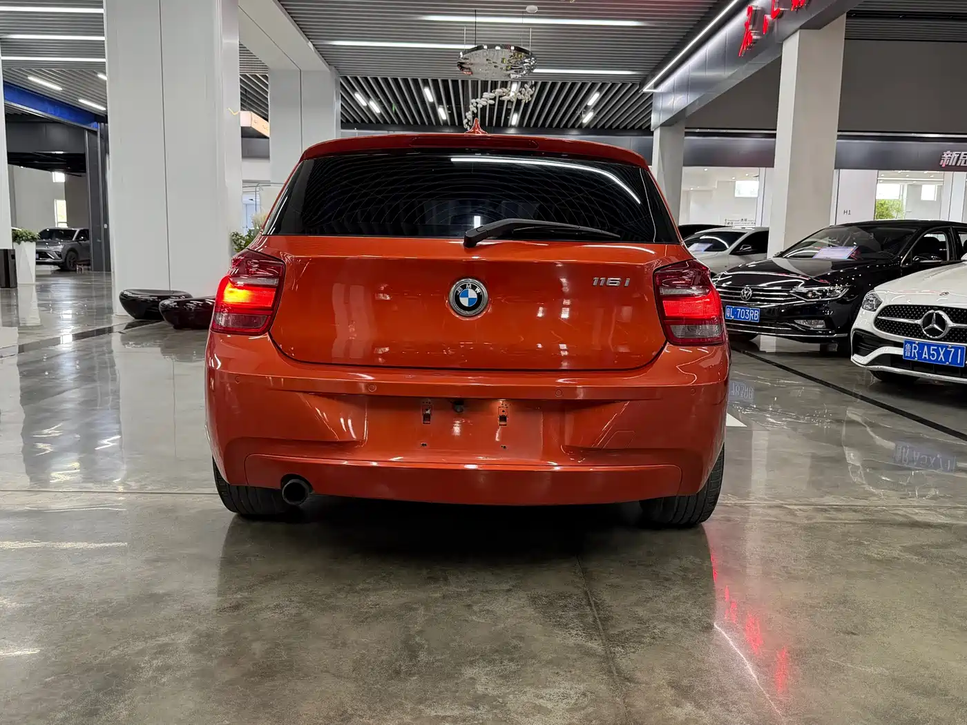 BMW 1 Series (Import) 2012 116i Urban Edition фото 10