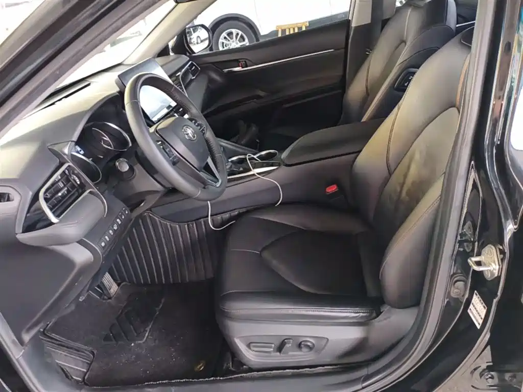 Toyota Camry 2021 2.0G Luxury Edition фото 15