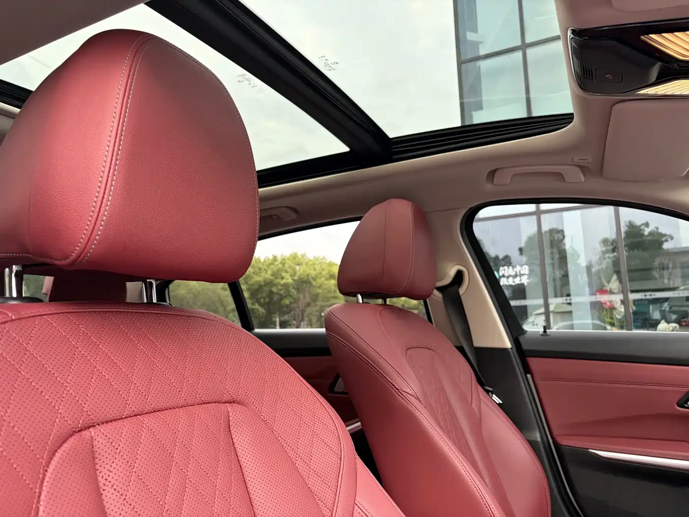 BMW 3 Series 2023 325Li M Sport Package фото 13