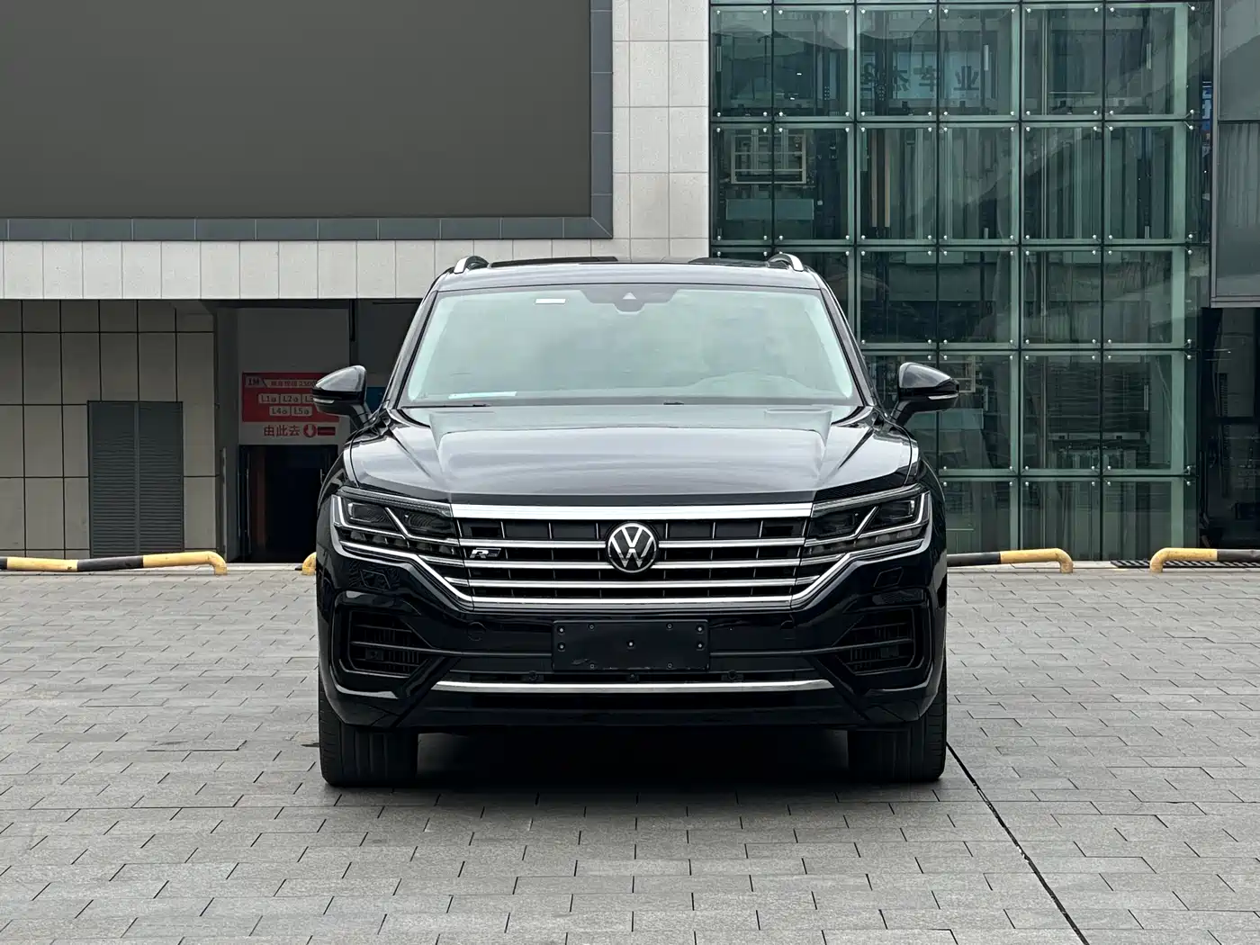 Volkswagen Touareg 2020 3.0TSI Enjoyment Edition China VI фото 2