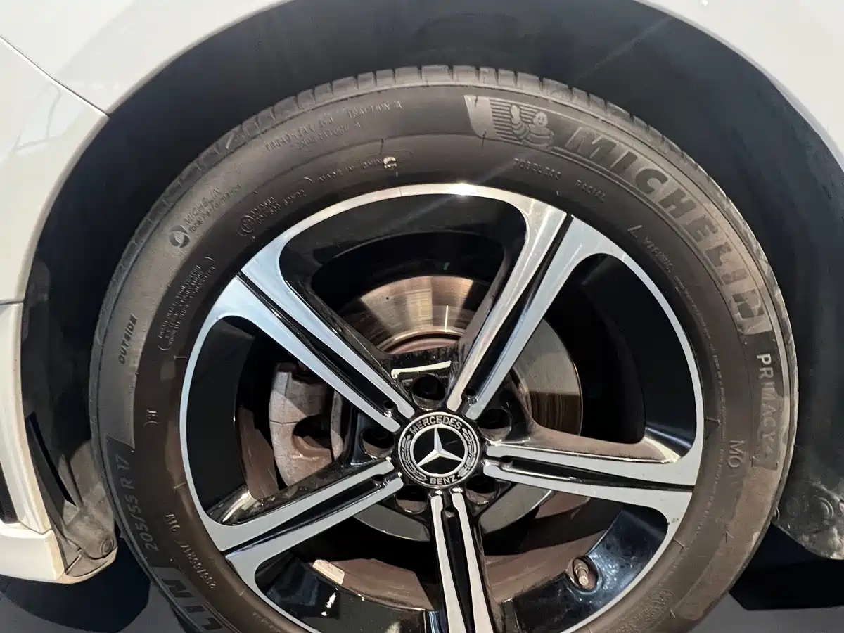 Mercedes-Benz A-Class 2022 A 200 L Sport Sedan Dynamic фото 18