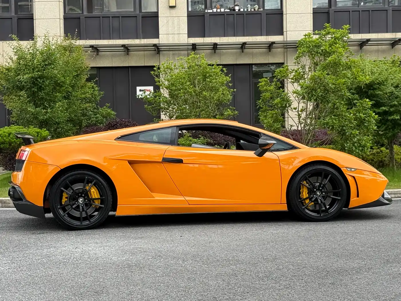 Lamborghini Gallardo 2011 LP 570-4 Superleggera фото 10