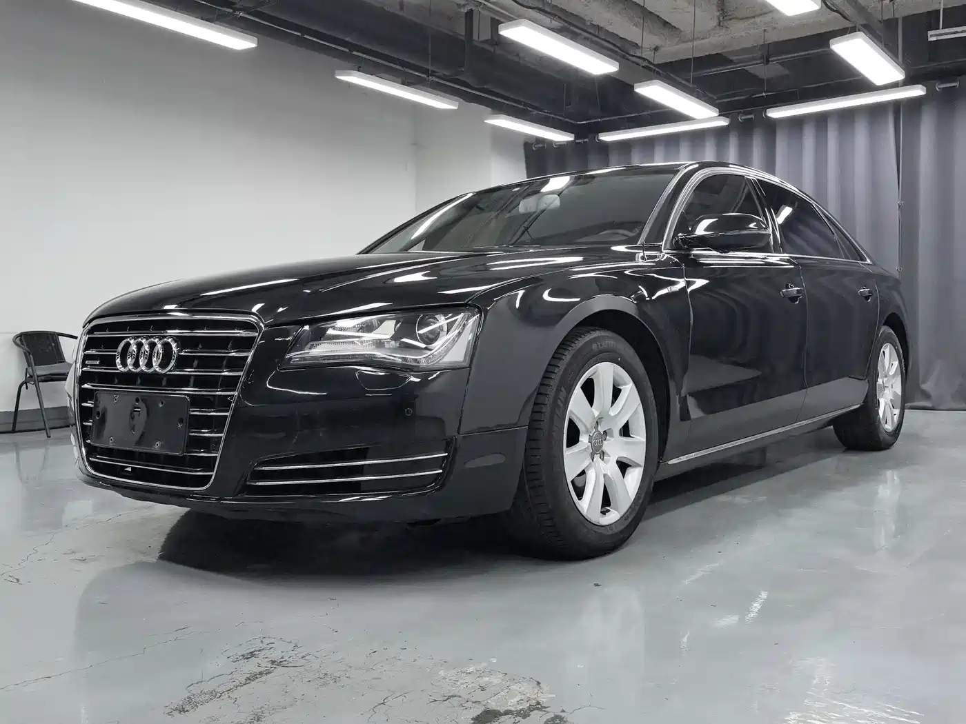 Audi A8 2011 A8L 3.0 TFSI quattro Luxury (213kW)