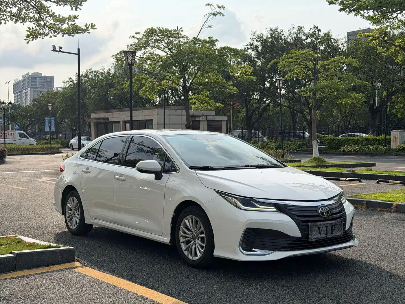 Toyota Allion 2022 2.0L Pioneer Edition фото 3