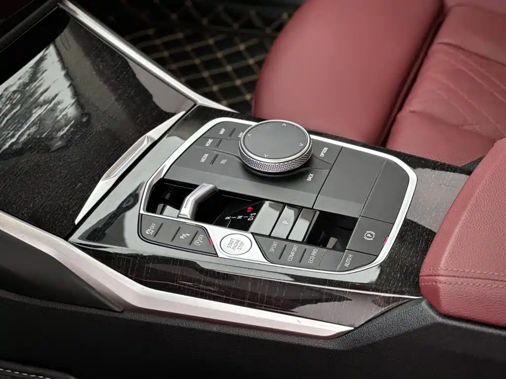 BMW 3 Series 2024 325Li M Sport Package фото 11