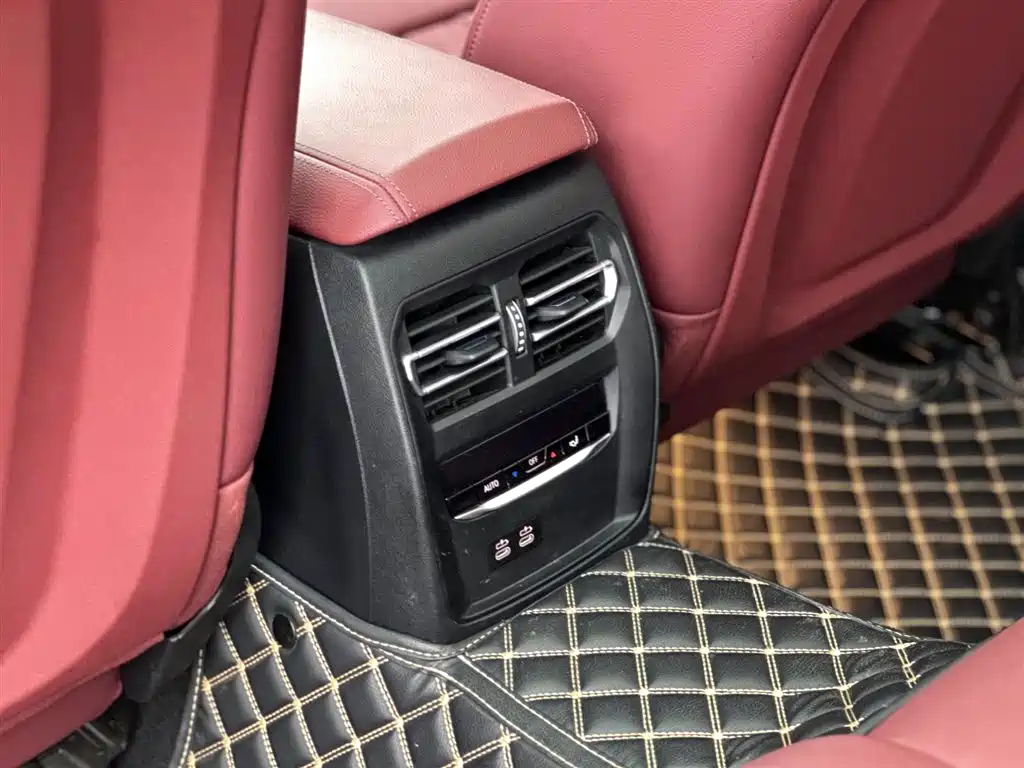 BMW 3 Series 2024 325Li M Sport Package фото 12