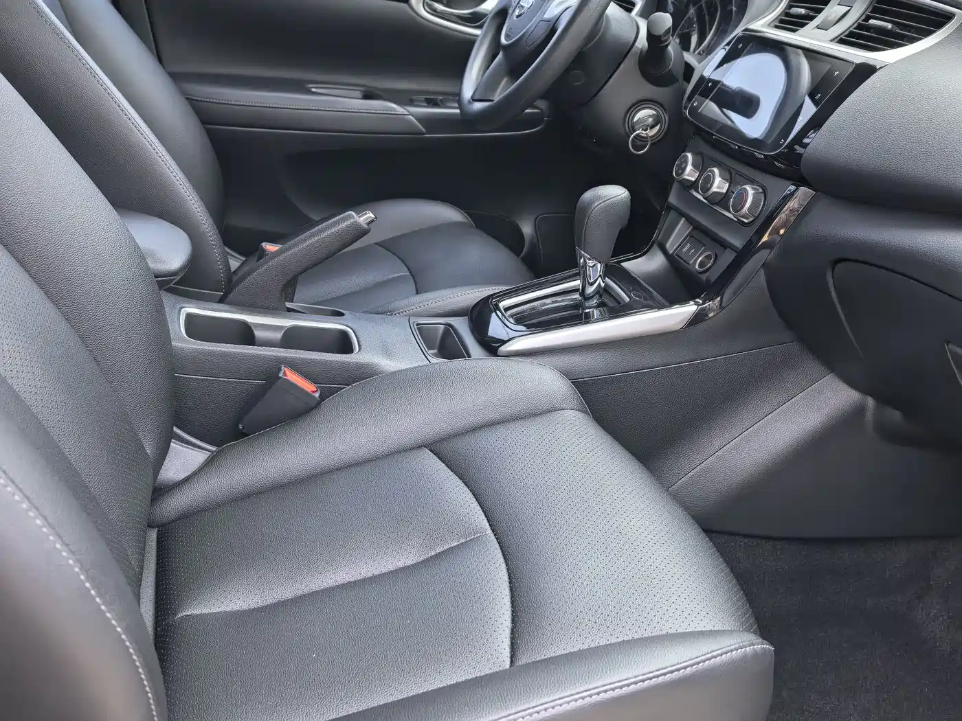 Nissan Sylphy 2021 Classic 1.6XL CVT Luxury Edition 13