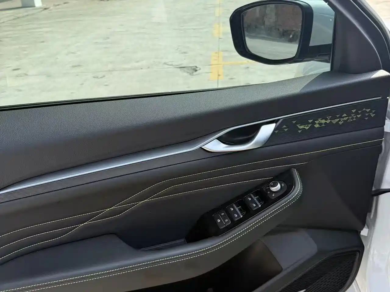 GEELY XINGRUI