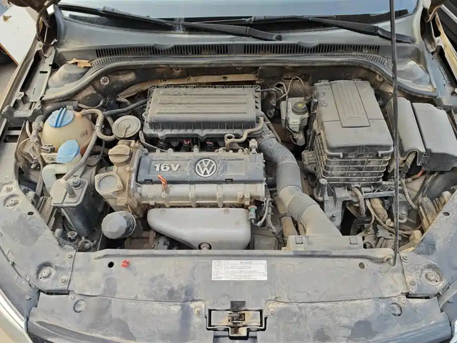 Volkswagen Sagitar 2014 Facelift 1.6L Automatic Comfort фото 10
