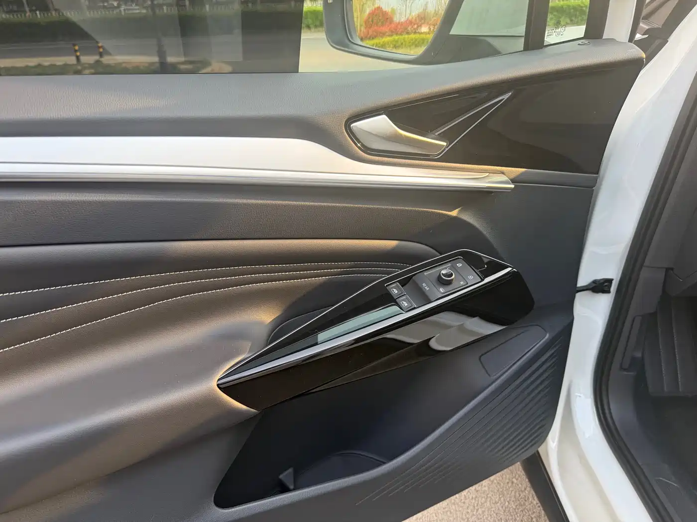 VOLKSWAGEN ID.4 CROZZ