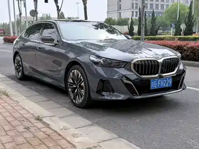 BMW 5