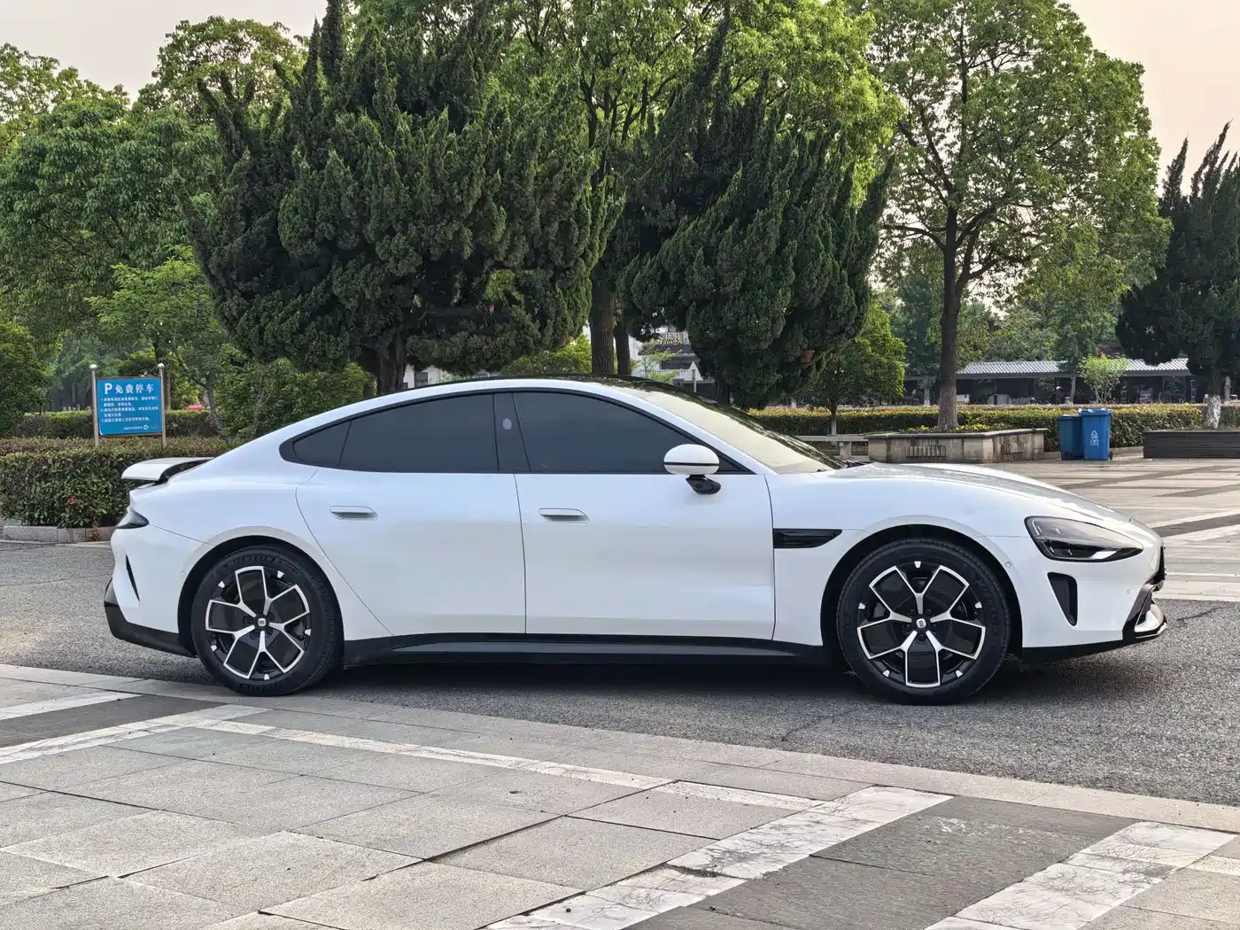 Xiaomi Auto Xiaomi SU7 2024 RWD Long Range Intelligent Driving Edition фото 4