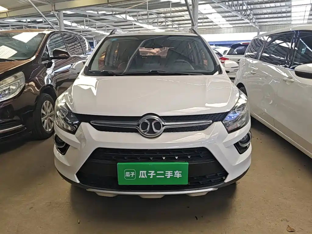 BAIC Senova X25 2017 2015 1.5L Manual Comfort