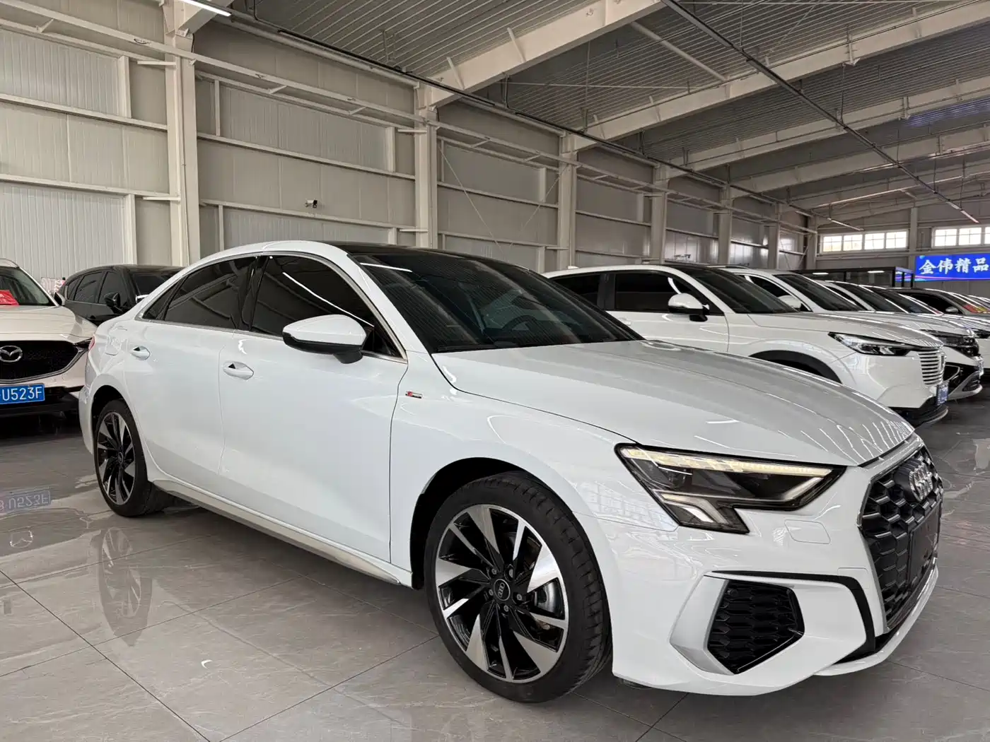 Audi A3 2023 A3L Limousine 35 TFSI Fashion Sport фото 3