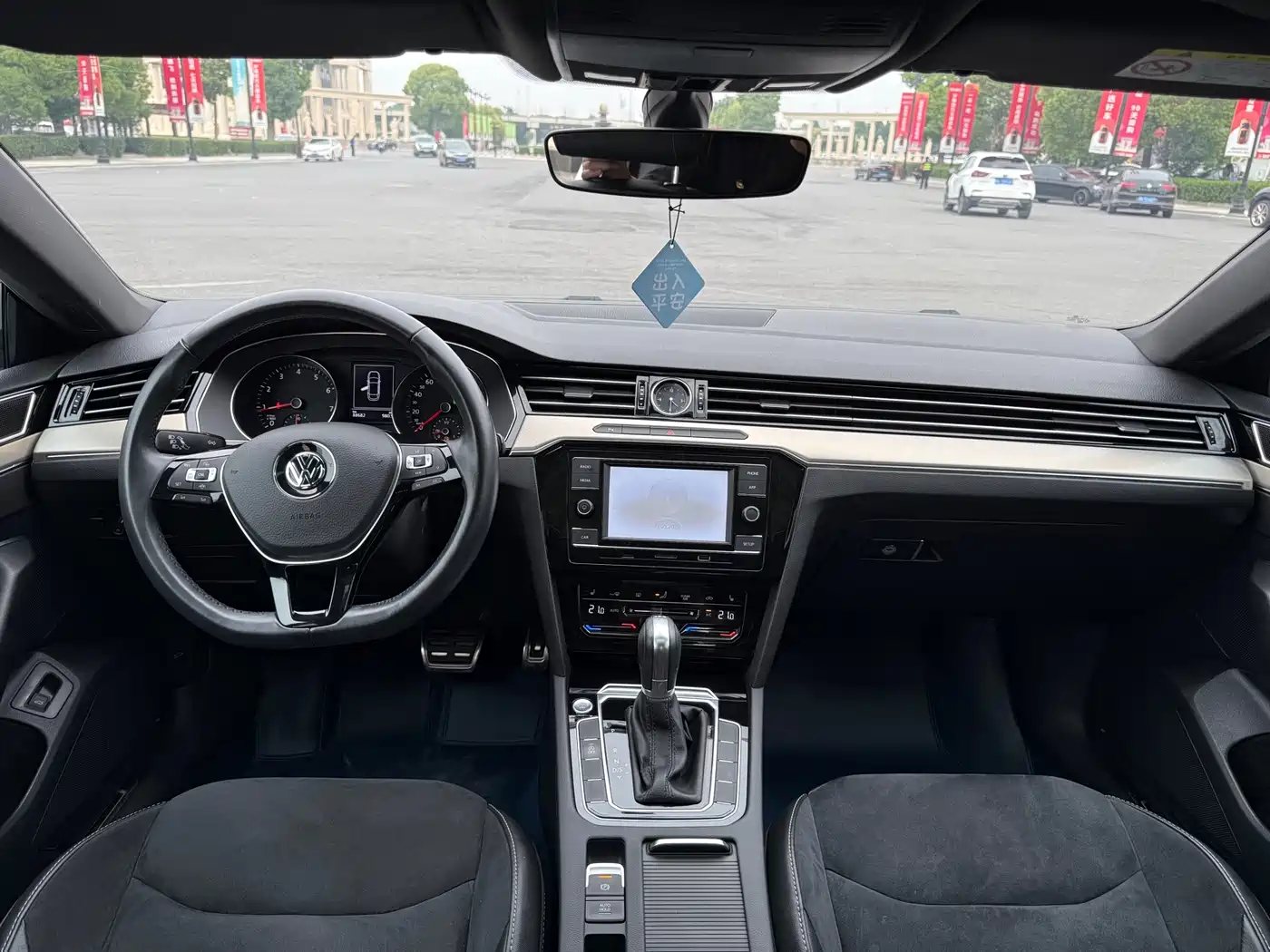 Volkswagen FAW-Volkswagen CC 2020 330TSI Elegance Version China VI фото 6
